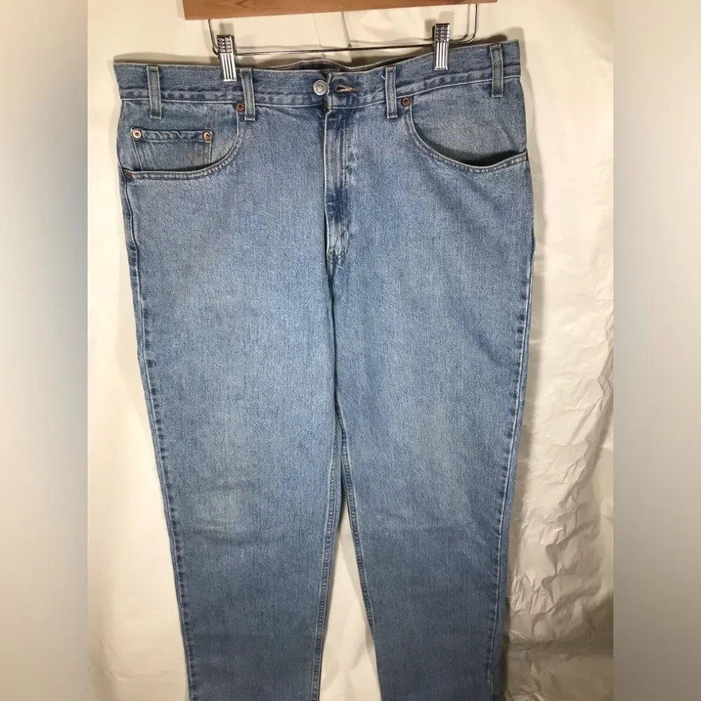 Levi's 550 Relaxed Fit Tapered Blue Wash Jeans Sz 38x34 USA